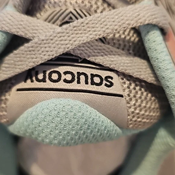 Saucony Cohesion 13 Grey/Mint Womans Athletic Shoes 9.5 Excellent Condition - Picture 6 of 7